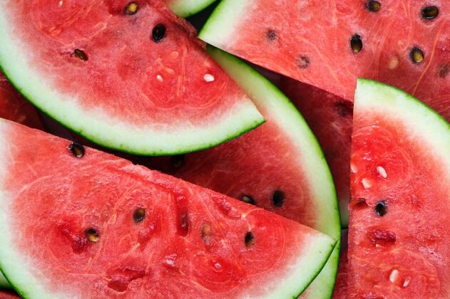 شرائح البطيخ
